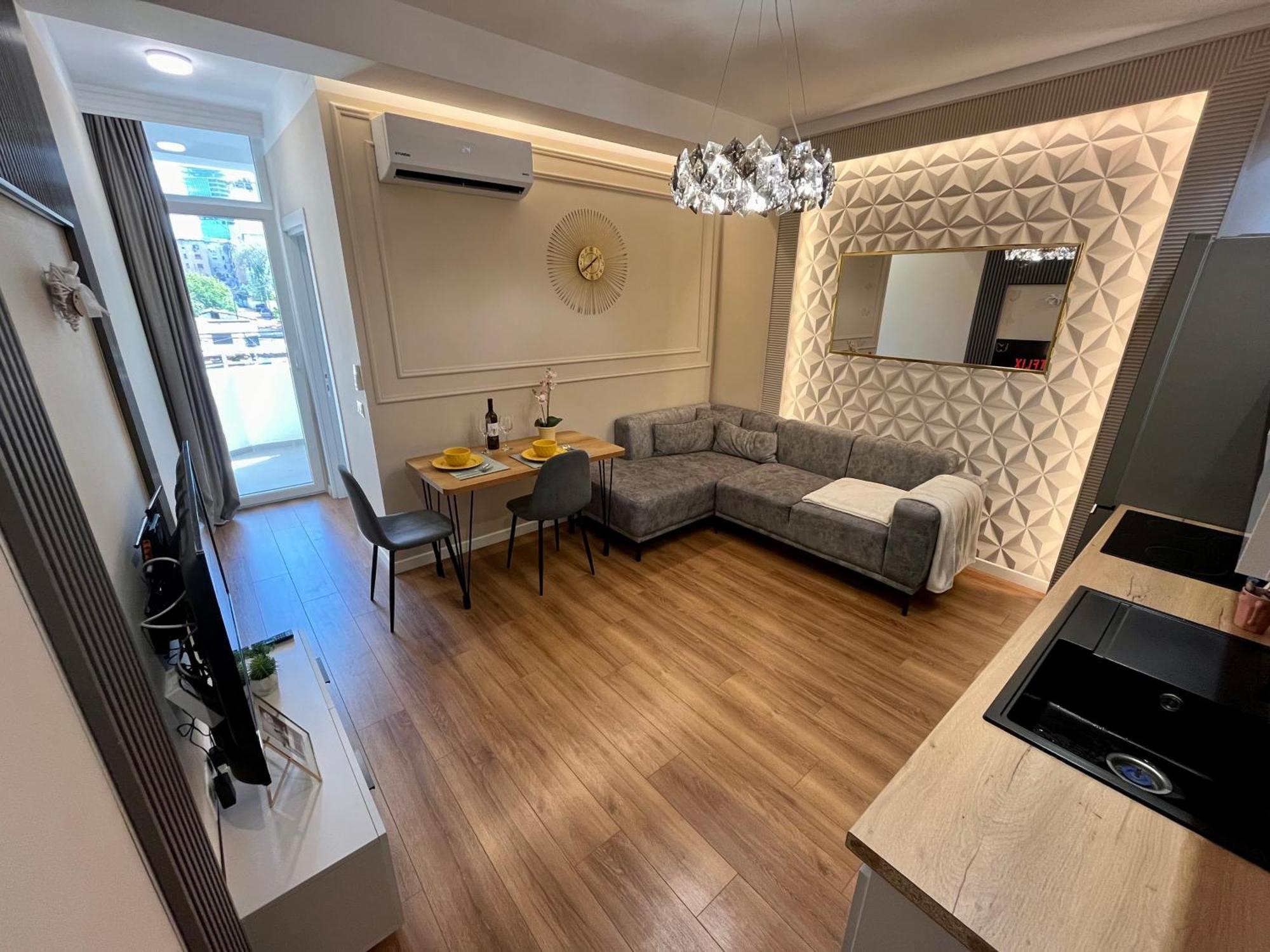 City Center Cozy Apartment 地拉那 外观 照片