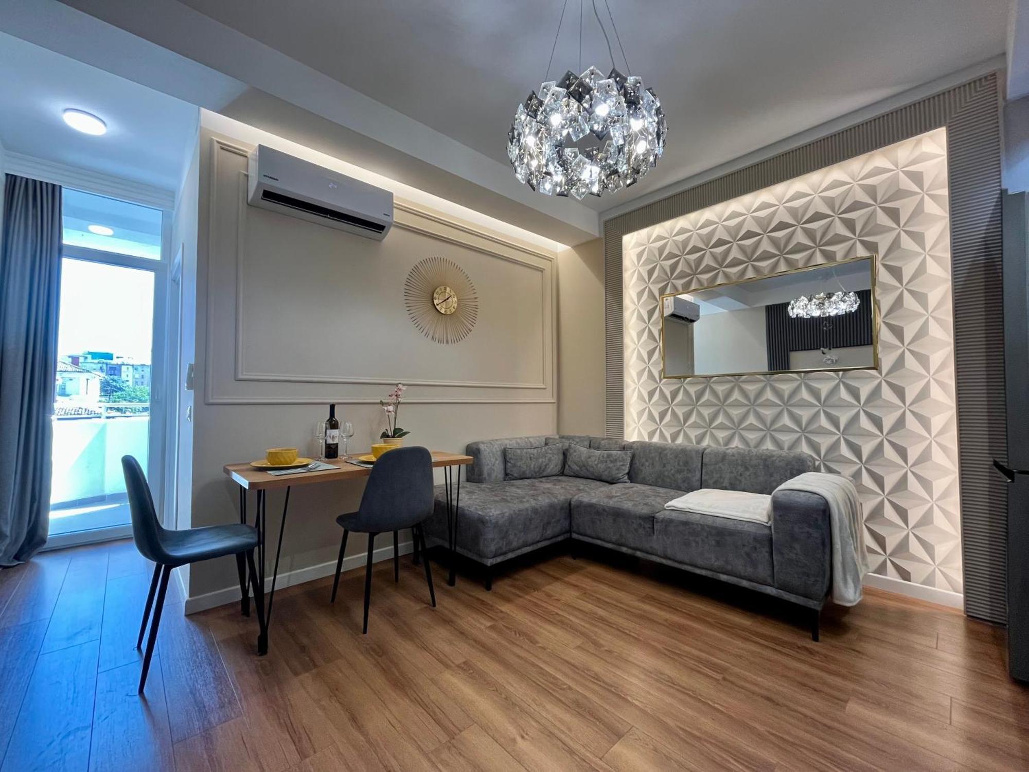 City Center Cozy Apartment 地拉那 外观 照片